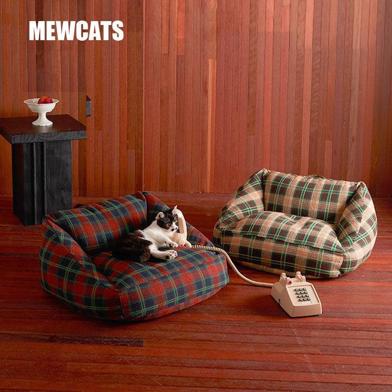 62987e1b8a6dbd9391dc985b484cd1407ddb28ca46f0851f9712c0f2967bce68.jpg Vintage Plaid Cat Sofa Square Cat Bed - Image 1
