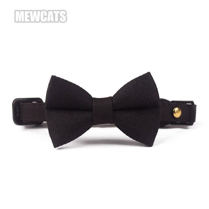 b06efbff1f28b504d3e2f3c038280a2af8fef5bf6baf8e6cdcb719b70553e811.jpg Classic Suit Bow Cat Collar - Image 1
