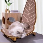 Leaf-Inspired Cat Scratcher Bed - Image 3